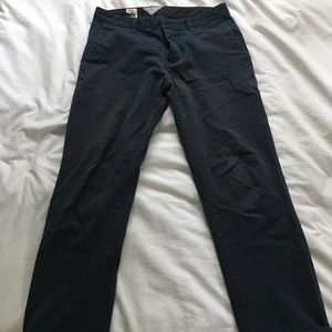 Volcom chino pant 32